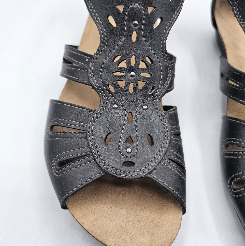 Women’s Black Cutout Leather Sandals - Picture 6 of 14